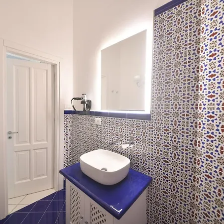 Queen - Luxury (adults Only) * Forio di Ischia