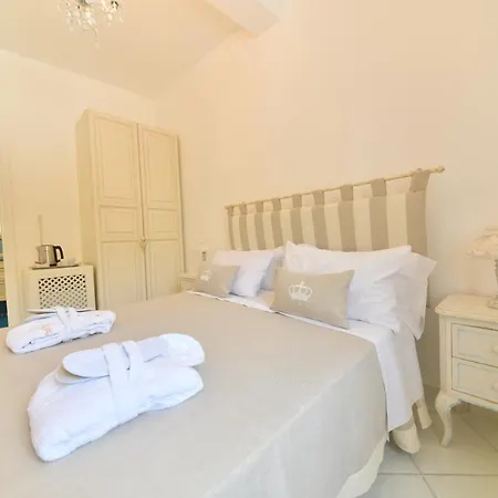 Queen - Luxury (adults Only) 게스트하우스 Forio di Ischia