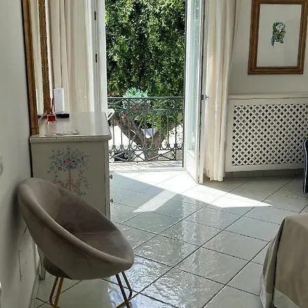 Queen - Luxury (adults Only) * Forio di Ischia
