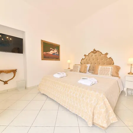 Queen - Luxury (adults Only) * Forio di Ischia